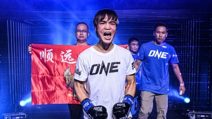 ONE ลุมพินี : ส่อง 3 ทีเด็ดอันตรายของ หลิว เมิงหยาง ที่ “ตะวันฉาย” ห้ามประมาทในศึก ONE ลุมพินี 137