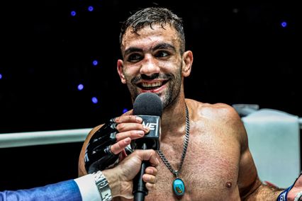 ONE ลุมพินี : ยอดไอคิว อ.พิมลศรี - โมฮัมหมัด เซียซารานี ควงแขนพิชิตสัญญา ONE