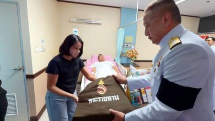 สมเด็จพระเจ้าลูกเธอ เจ้าฟ้าสิริวัณณวรี นารีรัตนราชกัญญา พระราชทานสิ่งของแก่กำลังพลที่ปฏิบัติภารกิจป้องกันประเทศบริเวณชายแดนไทย-กัมพูชา