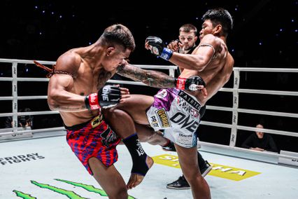 ONE ลุมพินี : กุหลาบดำ สจ.เปี๊ยกอุทัย รับชกจนมือบวม ยังโค่น ปตท. อภิชาติฟาร์ม ไม่ลง