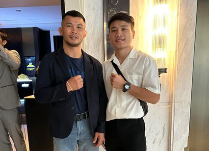 ONE ลุมพินี : น้องโอ๋ ฮาม่ามวยไทย ให้กำลังใจ “จ้าวเสือใหญ่” พ่าย “สามเอ” ไม่เสียหาย