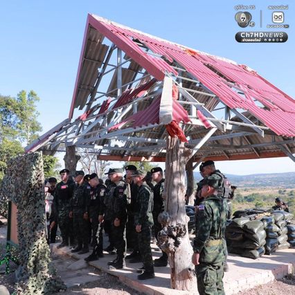 เสนาธิการทหารบก เยี่ยมบำรุงขวัญแนวหน้า ปราสาทตาควาย–เนิน 350