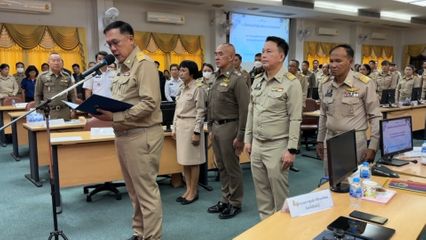 สถาบันวิจัยจุฬาภรณ์ เชิญสิ่งของพระราชทานไปมอบแก่ผู้ประสบอุทกภัย ที่จังหวัดสิงห์บุรี