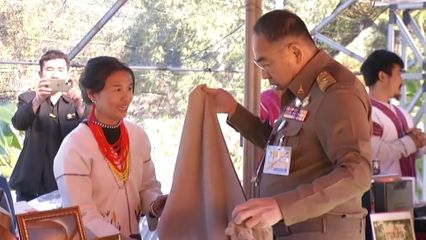 องคมนตรี ไปติดตามการดำเนินงานศูนย์พัฒนาโครงการหลวงแม่ลาน้อย จังหวัดแม่ฮ่องสอน