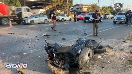 รถ จยย.แซงรถพ่วง ชนท้ายรถเก๋ง ตาย 1 คน