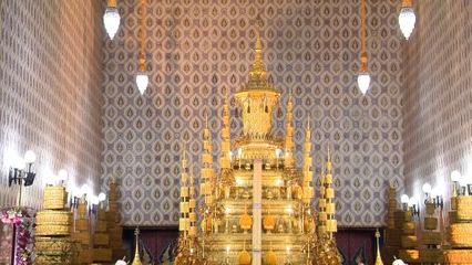 พระราชวงศ์ และองคมนตรี เป็นประธานในการบำเพ็ญพระราชกุศลถวายพระบรมศพ สมเด็จพระนางเจ้าสิริกิติ์ พระบรมราชินีนาถ พระบรมราชชนนีพันปีหลวง