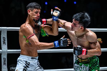 ONE ลุมพินี : วรพล ลูกเจ้าพ่อโรงต้ม ชิงแต้มกู้ศรัทธา ซอ ลิน อู ขึ้นป้ายคู่เอก ศึก ONE ลุมพินี 139