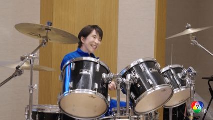 ผู้นำเกาหลีใต้-ญี่ปุ่น อวดลีลาตีกลอง