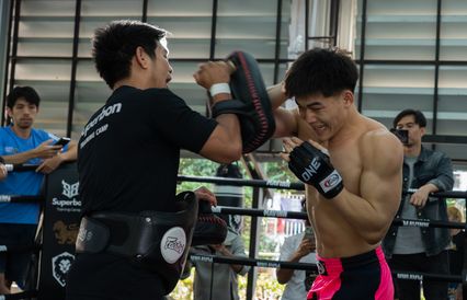 ONE Championship : แรมโบ้เล็ก ฉ.อจลบุญ อวดฟิตพร้อมดับซ่า อับดุลลา ดายาคาเอฟ ศึก ONE Fight Night 39