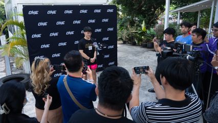 ONE Championship : แรมโบ้เล็ก ฉ.อจลบุญ อวดฟิตพร้อมดับซ่า อับดุลลา ดายาคาเอฟ ศึก ONE Fight Night 39