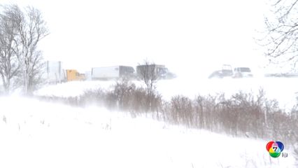 หิมะตกหนัก รถชนกันระนาวกว่า 100 คัน ในสหรัฐฯ