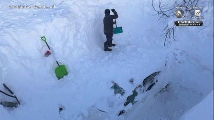 คัมชัตคา รัสเซียอ่วม หิมะท่วมสูง 2 เมตร มิดหลังคารถ