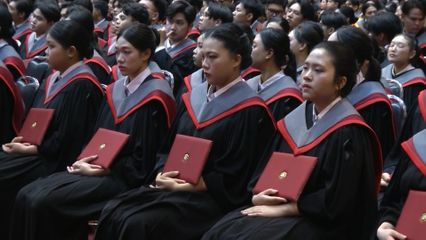 สมเด็จพระกนิษฐาธิราชเจ้า กรมสมเด็จพระเทพรัตนราชสุดา ฯ สยามบรมราชกุมารี เสด็จพระราชดำเนินแทนพระองค์ ไปในการพระราชทานปริญญาบัตร แก่ผู้สำเร็จการศึกษาจากมหาวิทยาลัยศรีนครินทรวิโรฒ ประจำปีการศึกษา 2567 เป็นวันที่สอง