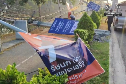 เปิดภาพความเสียหาย รถพ่วงเกี่ยวสายสื่อสาร เสาไฟล้ม 70 ต้น