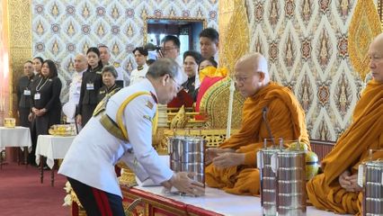 ราชสกุล และคณะองคมนตรี ร่วมเป็นเจ้าภาพบำเพ็ญกุศลอุทิศถวายพระบรมศพ สมเด็จพระนางเจ้าสิริกิติ์ พระบรมราชินีนาถ พระบรมราชชนนีพันปีหลวง ในวันแรก