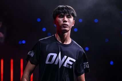 ONE ลุมพินี : นาบิล อานาน ชี้ ยูนิส อานาน ชกฉลาดเข้าเป้า เหลือแค่จังหวะปิดเกม