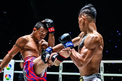 ONE ลุมพินี : เสกสรร อ.ขวัญเมือง ได้คิวใหม่ซัด ปกรณ์ พีเค.แสนชัย ศึกใหญ่ ONE ลุมพินี 147