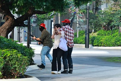 รับมือสถานการณ์วิกฤต ตำรวจซ้อมแผนเผชิญเหตุกราดยิง-จับตัวประกัน กลางห้างสรรพสินค้าดังใจกลางกรุง