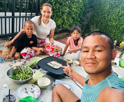 ONE ลุมพินี : เสกสรร อ.ขวัญเมือง จดทะเบียนสมรสภรรยา เติมเต็มชีวิตคู่กว่า 10 ปี