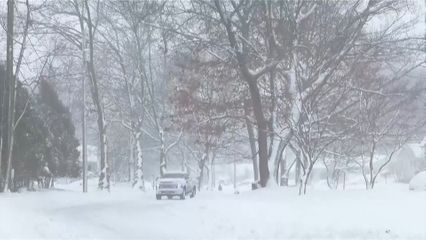 พายุฤดูหนาวพัดถล่มสหรัฐฯ เที่ยวบินยกเลิกจำนวนมาก