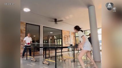 ไม่ธรรมดา ! ลีลาการเล่นปิงปองของ มาดามแป้ง ตบเต็มที่ ไม่มีอ่อนข้อ