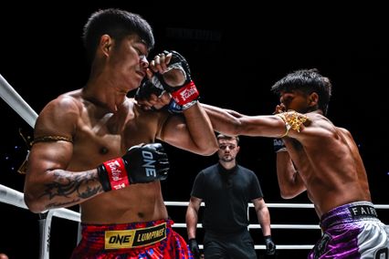 ONE ลุมพินี : จ้าวเสือใหญ่ ม.กรุงเทพธนบุรี หวนบู๊ฟลายเวตชนแกร่ง ป้อมเพชร ป๋องสุพรรณ พีเค. ศึก ONE ลุมพินี 147