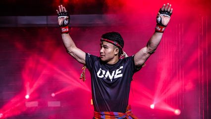 ONE ลุมพินี : วรพล ลูกเจ้าพ่อโรงต้ม มุ่งล่าโบนัสต่อเนื่อง สมทบทำบุญใหญ่ให้น้องสาวผู้ล่วงลับ