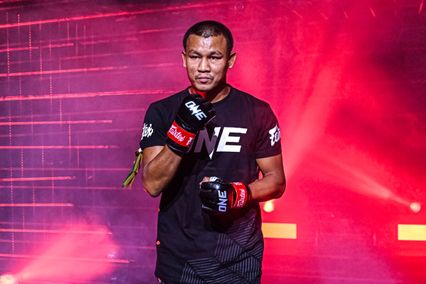 ONE ลุมพินี : เสกสรร อ.ขวัญเมือง พร้อมทุบ ปกรณ์ พีเค.แสนชัย พิสูจน์ตัวคู่ควรกับ ONE