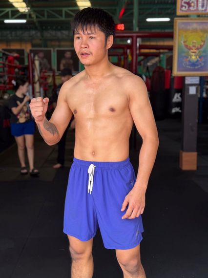 ONE ลุมพินี : ป้อมเพชร ป๋องสุพรรณ พีเค. มองไฟต์ดวล จ้าวเสือใหญ่ ม.กรุงเทพธนบุรี เป็นทางลัด