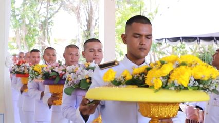 พระบาทสมเด็จพระเจ้าอยู่หัว พระราชทานน้ำหลวงอาบศพ เป็นกรณีพิเศษ พระราชทานพวงมาลา และพระราชทานเพลิงศพเป็นกรณีพิเศษแก่ สิบตำรวจเอก วราเทพ ศรีสุวรรณชนะ ที่เสียชีวิตจากการปฏิบัติหน้าที่ ในพื้นที่จังหวัดปัตตานี  และทรงรับศพไว้ในพระบรมราชานุเคราะห์โดยตลอด