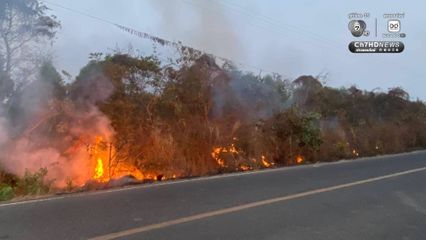 ไฟป่าโหมไหม้ ลูกศิษย์ “พระสิ้นคิด” ระดมพระ-ชาวบ้าน ช่วยดับ