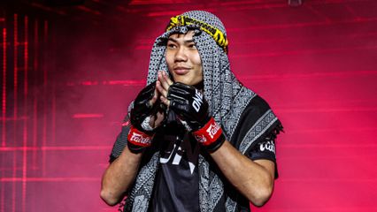 ONE ลุมพินี : ขุนพล เอกเมืองนนท์ ปักธงน็อก “อีสานเหนือ” ลุ้นเปิดซิงโบนัสให้พ่อแม่ก่อนเกณฑ์ทหาร