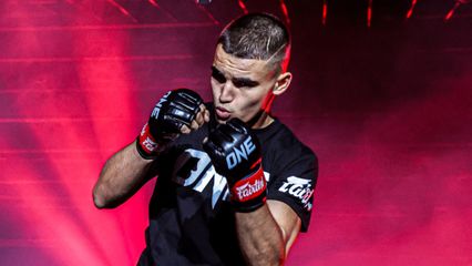 ONE ลุมพินี : “เพชรหนึ่ง” ไอแซค โมฮัมเหม็ด เผยจุดอ่อน ฤทธิเดช ลูกเจ้าพ่อโรงต้ม โดนบี้หนักไม่ได้