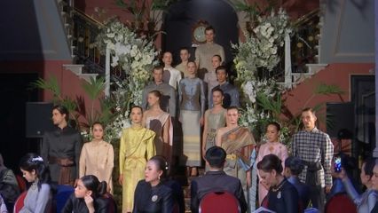 สมเด็จพระเจ้าลูกเธอ เจ้าฟ้าสิริวัณณวรี นารีรัตนราชกัญญา ทรงเป็นประธานใน "โครงการส่งเสริมและเผยแพร่ชุดไทย : มรดกภูมิปัญญาผ้าไทยและศิลปหัตถกรรมไทยสู่เวทีสากล" กิจกรรมประชาสัมพันธ์ชุดไทยพระราชนิยมในต่างประเทศ ครั้งที่ 1 ณ ราชอาณาจักรเนเธอร์แลนด์