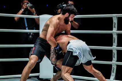 ONE Championship : สามเอ ไก่ย่างห้าดาว เตะก้านคอดับสด เอลเมห์ดี เอล จามารี ศึก ONE Fight Night 42