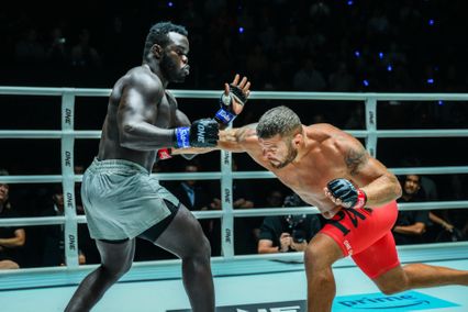 ONE ลุมพินี : รุง รุง ป้องบัลลังก์ รีแมตช์เดือด อนาโตลี มาลีคิน ศุกร์ที่ 15 พ.ค. นี้