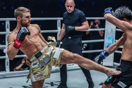 ONE Championship : ทาเครุ เซกาวา ทุบน็อก รถถัง จิตรเมืองนนท์ ซิวแชมป์โลกเฉพาะกาล