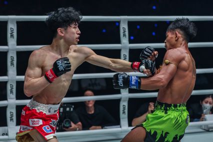ONE Championship : ทาเครุ เซกาวา ทุบน็อก รถถัง จิตรเมืองนนท์ ซิวแชมป์โลกเฉพาะกาล