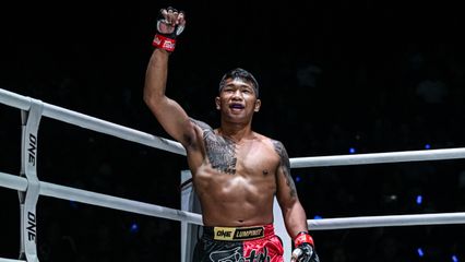 ONE ลุมพินี : สมิงดำ เอ็นเอฟ.ลูกสวน ท้า ยอดภูผา เพชรเกียรติเพชร แลกเดือด คู่เอก ONE ลุมพินี 154