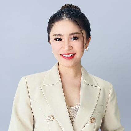 ณิชารีย์ พัดทอง