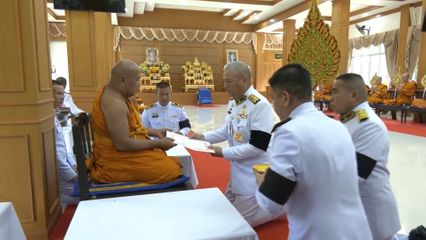 พระบาทสมเด็จพระเจ้าอยู่หัว ทรงพระกรุณาโปรดเกล้าโปรดกระหม่อมให้เชิญสัญญาบัตร พัดยศ และผ้าไตร ไปถวายแด่พระราชาคณะที่ทรงตั้งสมณศักดิ์
