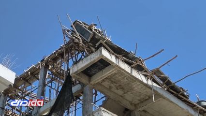 คานปูนแฟลตตำรวจถล่ม คนงานเสียชีวิต 2 คน
