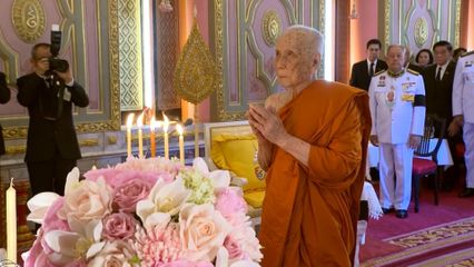 สมเด็จพระอริยวงศาคตญาณ สมเด็จพระสังฆราช สกลมหาสังฆปริณายก ทรงเป็นประธานสงฆ์ในพิธีบำเพ็ญกุศลเนื่องในโอกาสวันอสัญกรรม ครบ 7 ปี พลเอก เปรม ติณสูลานนท์ อดีตประธานองคมนตรี และรัฐบุรุษ