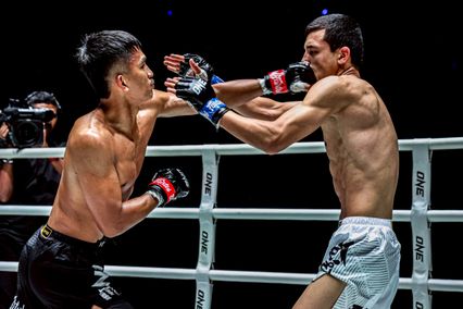 ONE ลุมพินี : ก้องศึก ศิษย์สารวัตรเสือ ชนะน็อก คาคิมอฟ อานิสจอน เก็บชัยสองไฟต์ต่อเนื่อง ศึก ONE ลุมพินี 156