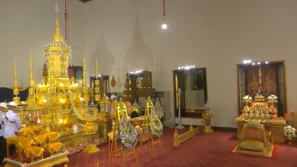 พระบาทสมเด็จพระเจ้าอยู่หัว และสมเด็จพระนางเจ้า ฯ พระบรมราชินี ทรงบำเพ็ญพระราชกุศลพระพิธีธรรมสวดพระอภิธรรมพระศพ สมเด็จพระเจ้าลูกเธอ เจ้าฟ้าพัชรกิติยาภา นเรนทิราเทพยวดี กรมหลวงราชสาริณีสิริพัชร มหาวัชรราชธิดา