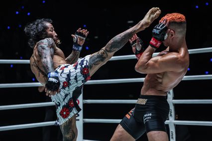 ONE ลุมพินี : เอ็งค์-ออร์กิล บาร์ทาคู รั้งบัลลังก์ MMA ดวลผู้ท้าชิงไร้พ่าย เอลเบก อาลีชอฟ
