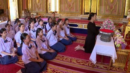 ประชาชน ถวายสักการะหน้าพระรูป สมเด็จพระอริยวงศาคตญาณ สมเด็จพระสังฆราช สกลมหาสังฆปริณายก เนื่องในโอกาสวันคล้ายวันประสูติ 26 มิถุนายน 2569
