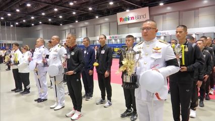 เจ้าจอม พลโทหญิง ท่านผู้หญิงอรอนงค์ ปิยนาฏวชิรพัทธ์ เป็นผู้แทนพระองค์ไปในการมอบรางวัลแก่ผู้ชนะการแข่งขันตะกร้อชิงชนะเลิศแห่งประเทศไทย "ชิงถ้วยพระราชทาน ม.ว.ก." ครั้งที่ 47