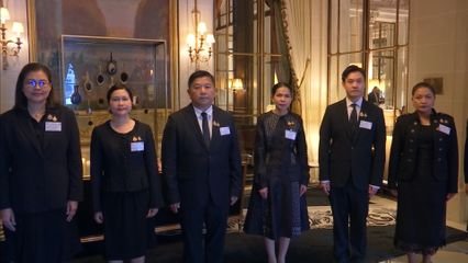พระบาทสมเด็จพระเจ้าอยู่หัว และสมเด็จพระนางเจ้า ฯ พระบรมราชินี ทอดพระเนตรการดำเนินงานของบริษัทแอร์บัส ก่อนเสด็จพระราชดำเนินกลับประเทศไทย เป็นการเสร็จสิ้นพระราชกรณียกิจ ในการเสด็จพระราชดำเนินเยือนสาธารณรัฐฝรั่งเศสอย่างเป็นทางการ