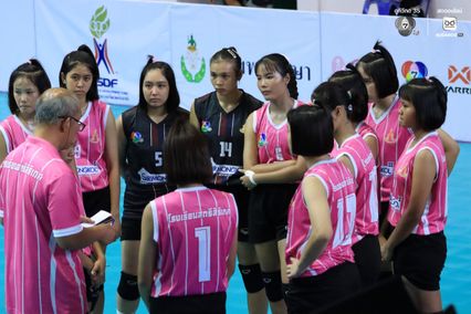 ประมวลภาพ วอลเลย์บอลนักเรียน แชมป์กีฬา 7HD 2026 : สตรีสิริเกศ พบ เทศบาลชุมชนป้อมเพชร